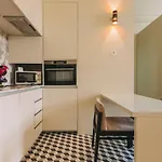 Maison Palace Aparthotel 4*