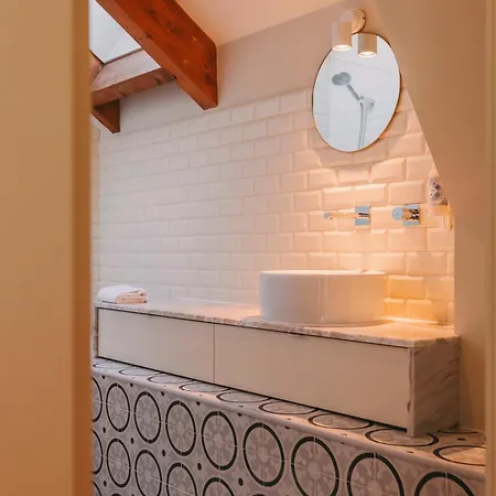 Aparthotel Maison Palace 4*