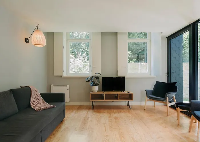 Maison Palace מלון דירות 4*